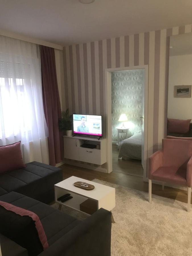 Apartman Kristina Free Parking Novi Sad Eksteriør bilde